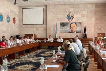 Сергій Лабазюк ініцював зустріч з освітянами Хмельниччини для обговорення ключових проблем галузі 