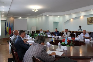 Від браку кадрів до ввізного мита та ПДВ: підприємці Хмельниччини озвучили ключові проблеми бізнесу 
