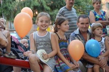 Коли дітвора задоволена.